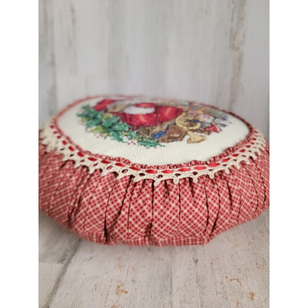 Vintage embroidery circle Santa Claus pillow Xmas red toy bag pattern country